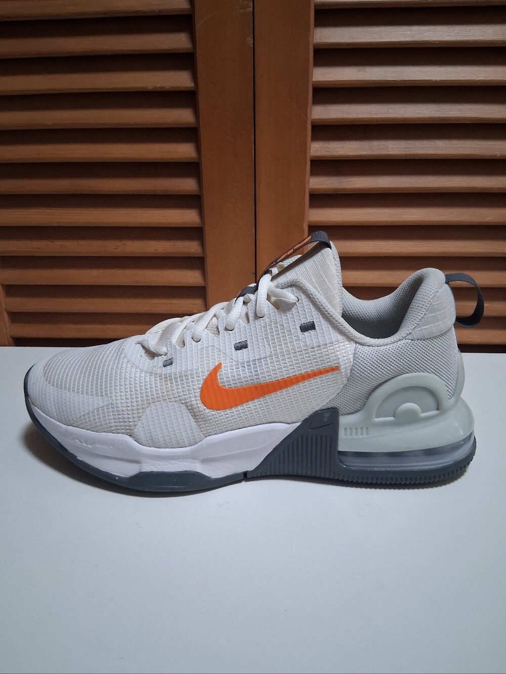Nike Air Max Alpha Trainer 5 White Orange Men's Workout Shoes * Size: 8.5